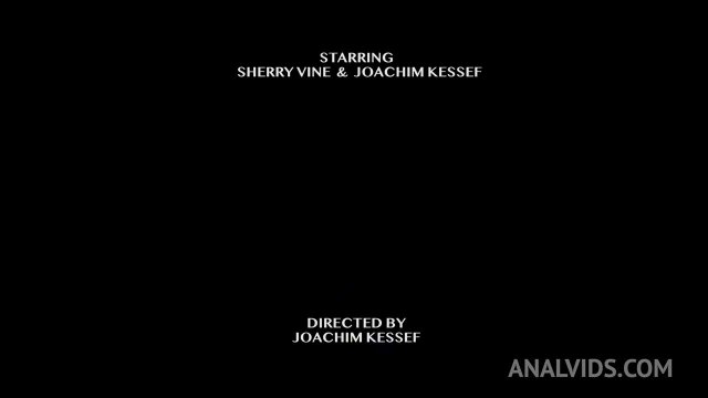 Превью Красивая брюнетка проколола соски перед трахом с негром № 35480