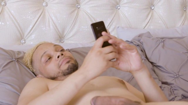 Превью Худенькая блондинка на члене испытала свой лучший оргазм № 42031